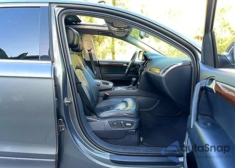 2011 Audi Q7 Premium Plus from USA, damaged, VIN WA1LGAFE3BD003868